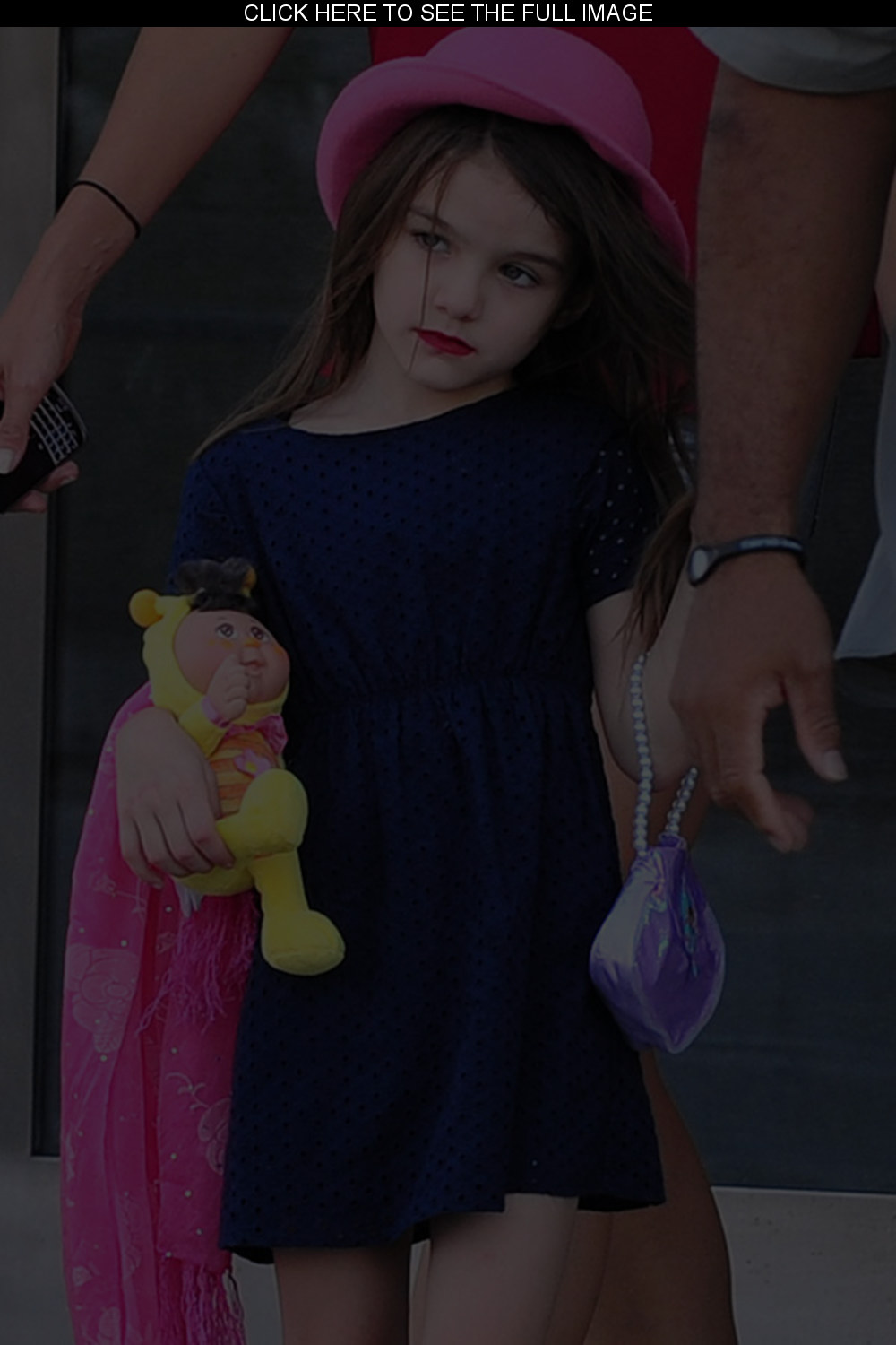 Foto-foto dari Suri Cruise anak Katie Holmes dan Tom Cruise