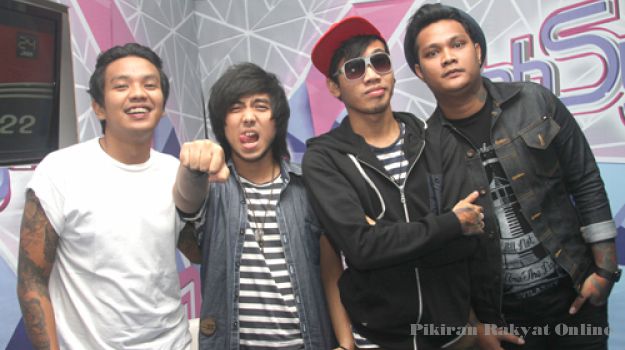 Kumpulan foto-foto Band Last child terbaru