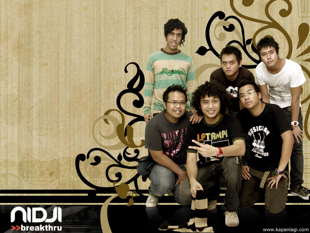 Lirik dan Link download lagu Nidji Diatas awan